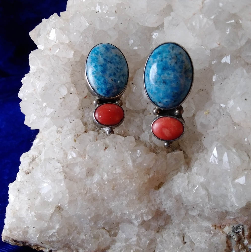 Vintage Signed Sun West Sterling Denim Lapis Earrings - Picture 3 of 4